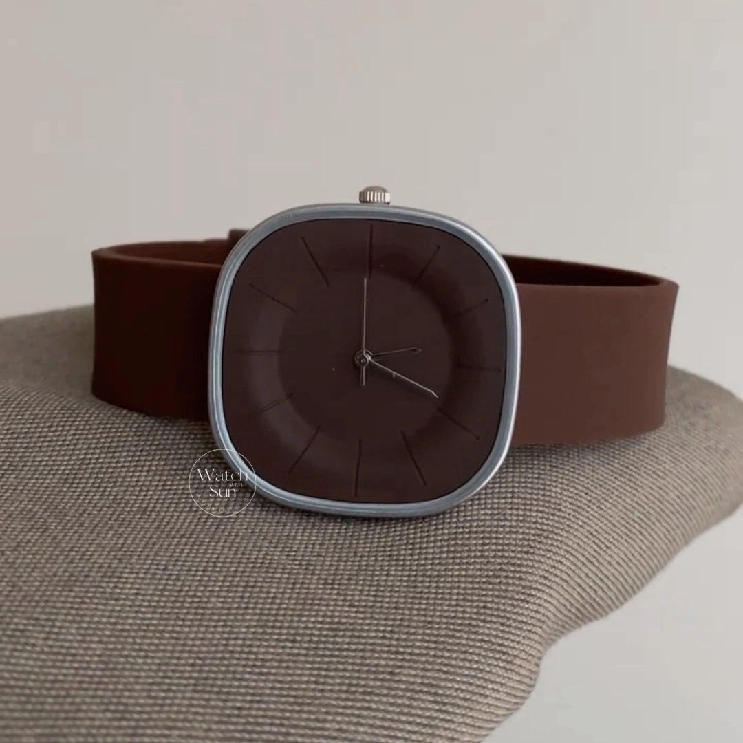 Minimalist Style Brown Cushion Face Silicone Watch