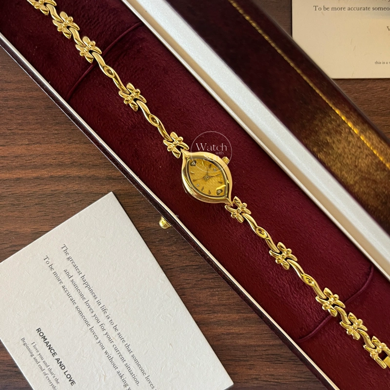 Dainty Gold/White Marquise Dial Floral Twist Bracelet Women‘s Watch