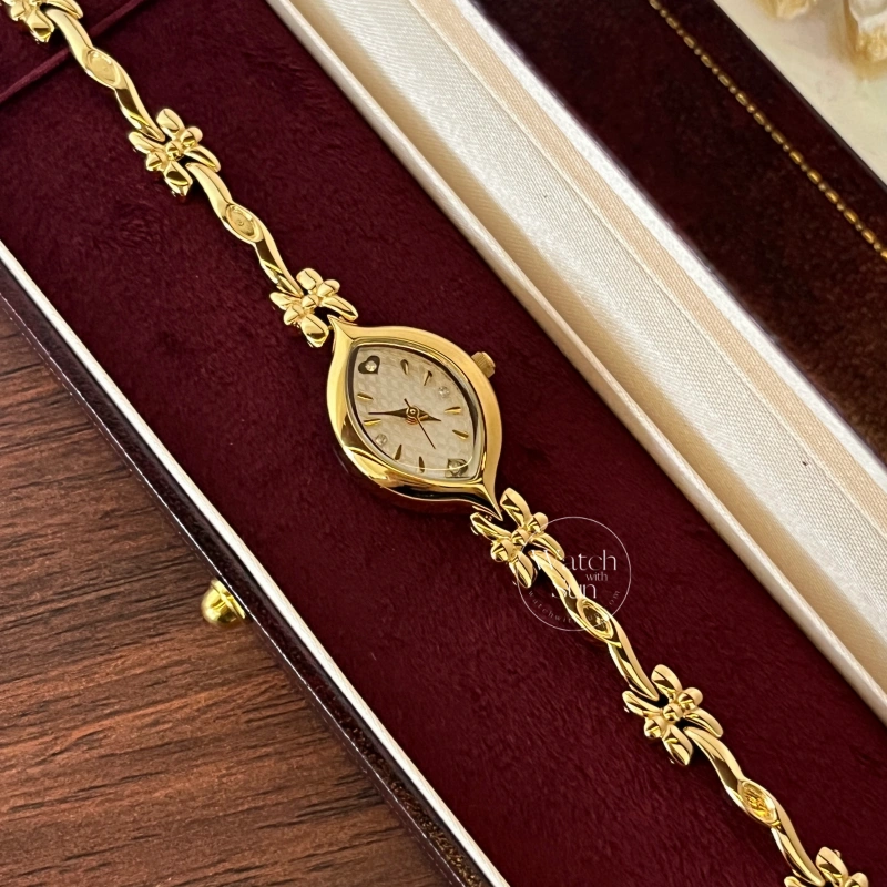 Dainty Gold/White Marquise Dial Floral Twist Bracelet Women‘s Watch