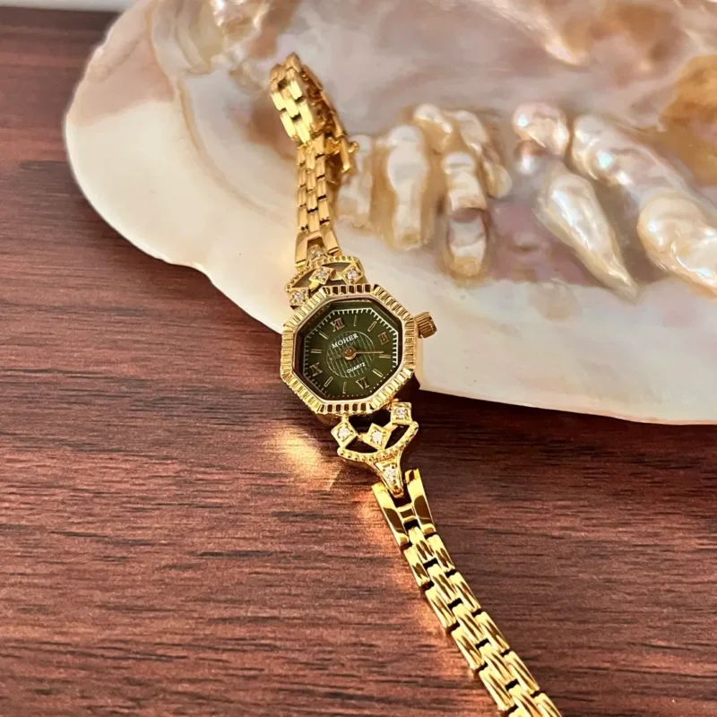 Classic Brown Leather Strap Watch for Women