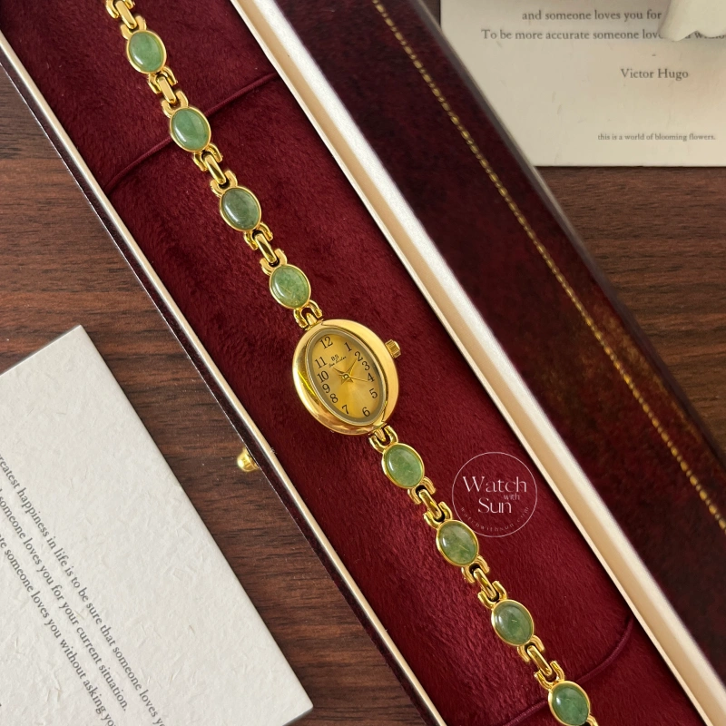 N534-1 Vintage Style Green Jade Stone Bracelet Watch