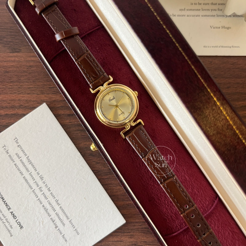 N565-1 Classic Gold Face Brown Leather Ladies Watch