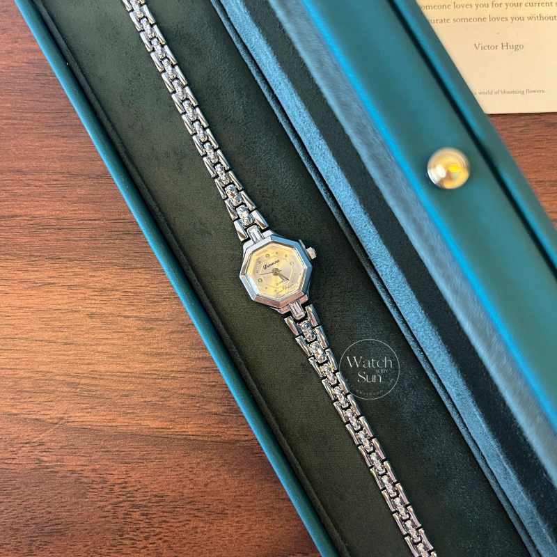 N619-6 Small Face Gold Octagon Dial Watch for Women