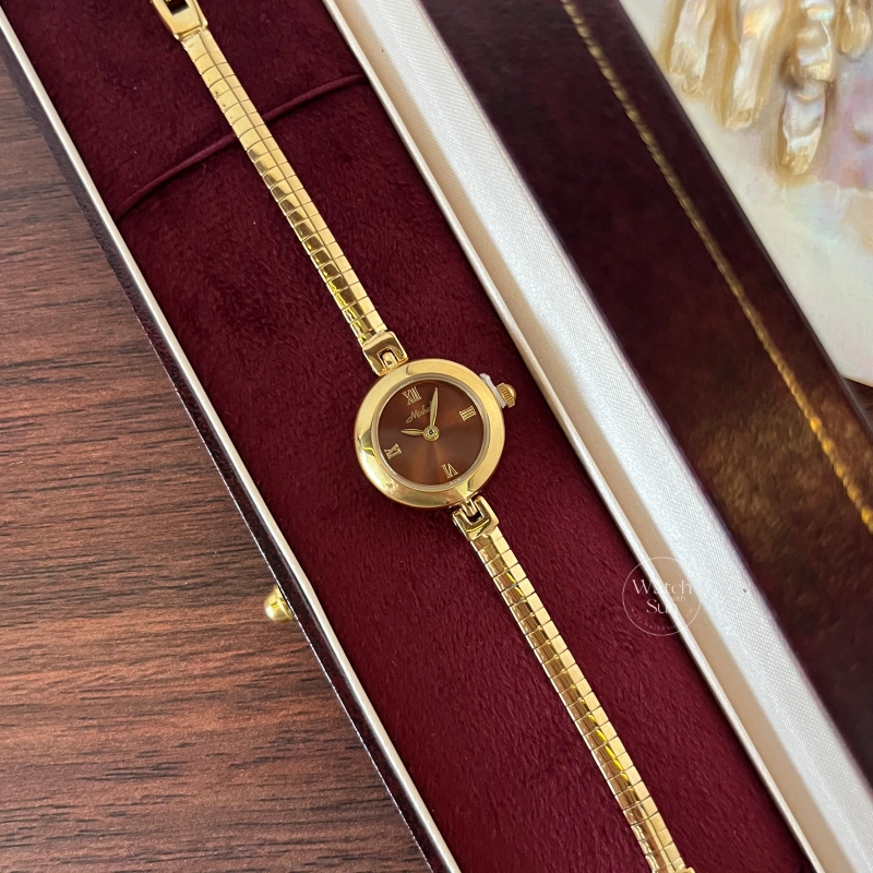 N844-1 Dainty Gold Round Brown Dial Slim Bracelet Watch for Women