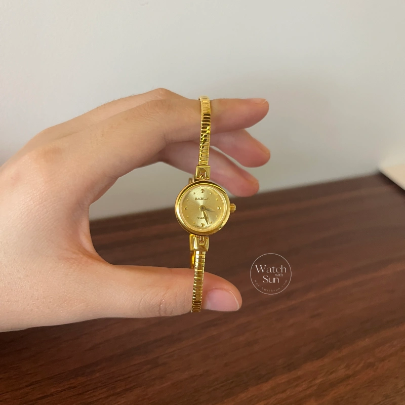 Minimalist Gold Small Round Dial Slim Bracelet Watch for Women