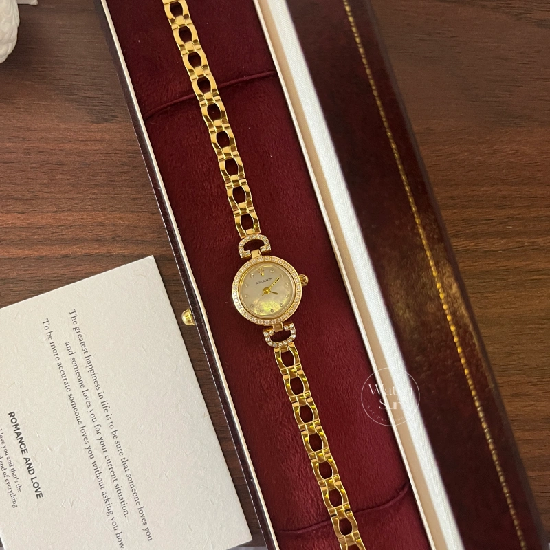 Chic Gold Mother of Pearl Dial Slim Bracelet Watch for Women