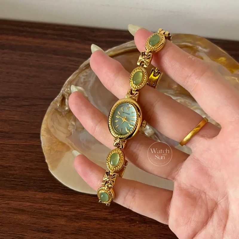 910-4 Mint Green Handmade Jade Gemstone Bracelet Watch
